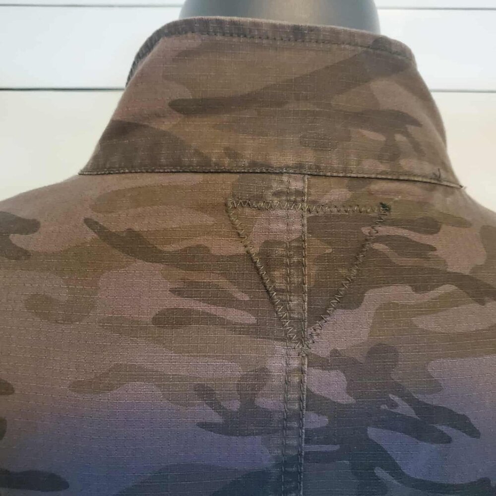 Awesome Vintage Camo Jacket - image 3